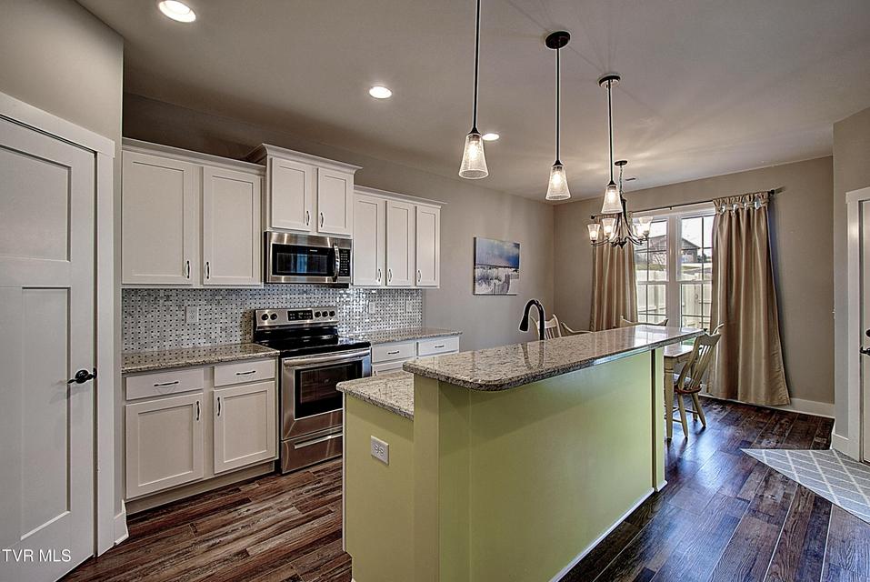 Photo #12: 1417 Lemongrass Drive