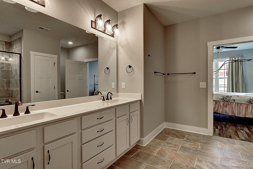 Photo #21: 1417 Lemongrass Drive