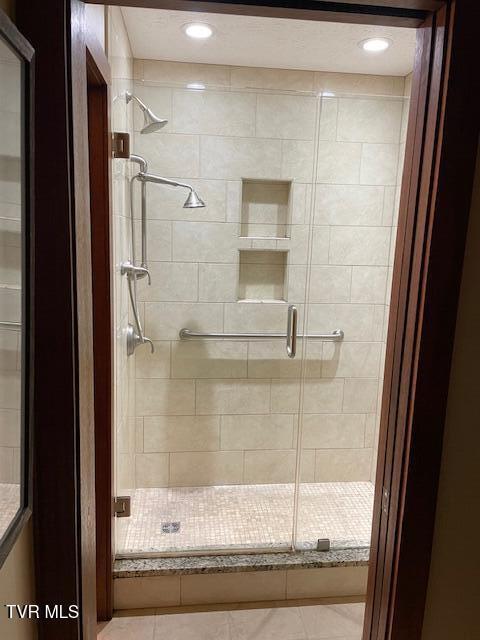 Photo #25: 80 Crown Circle