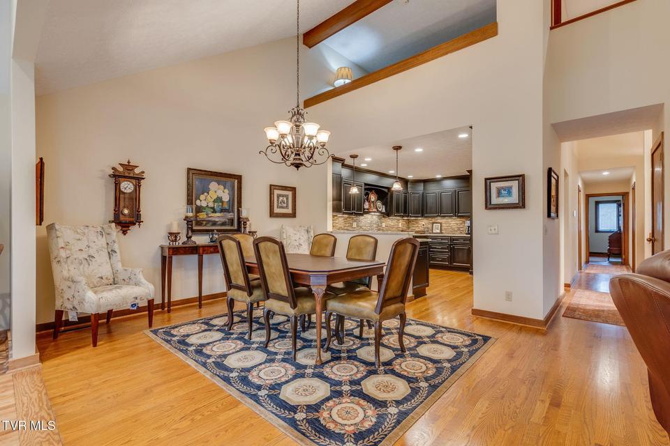 Photo #9: 80 Crown Circle