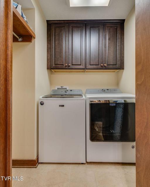 Photo #29: 80 Crown Circle