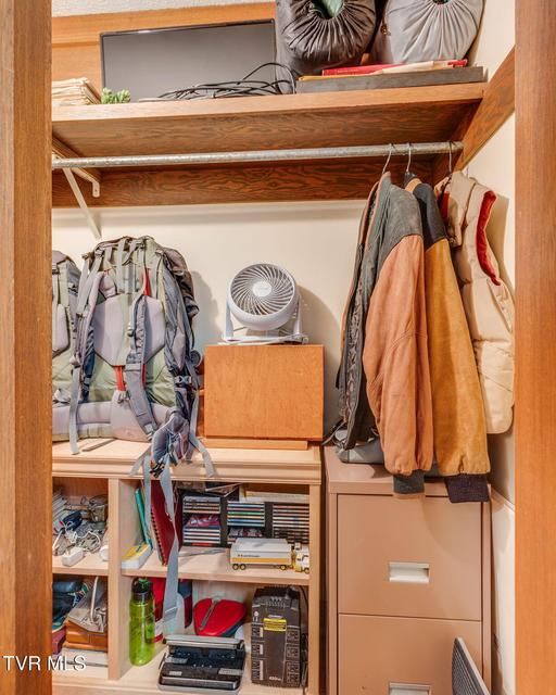 Photo #36: 80 Crown Circle