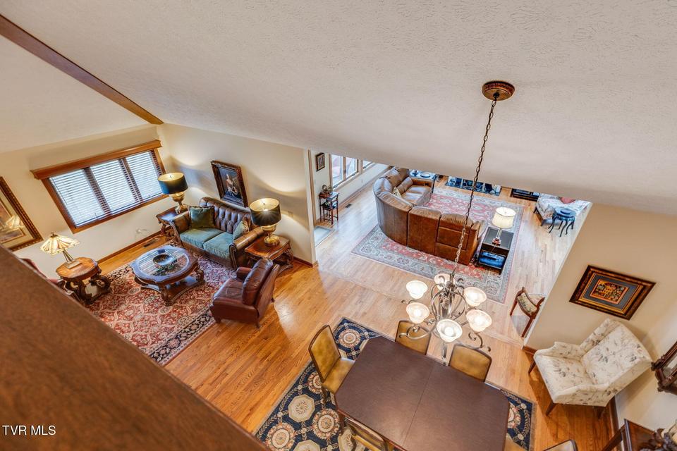 Photo #37: 80 Crown Circle