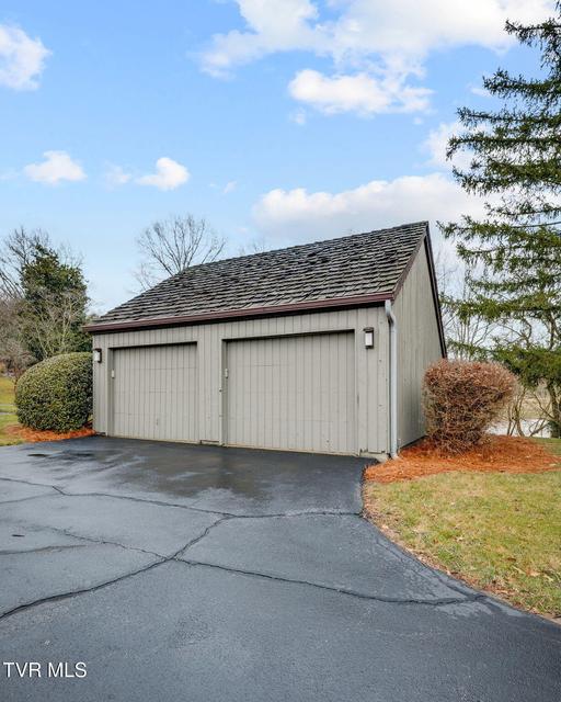 Photo #41: 80 Crown Circle