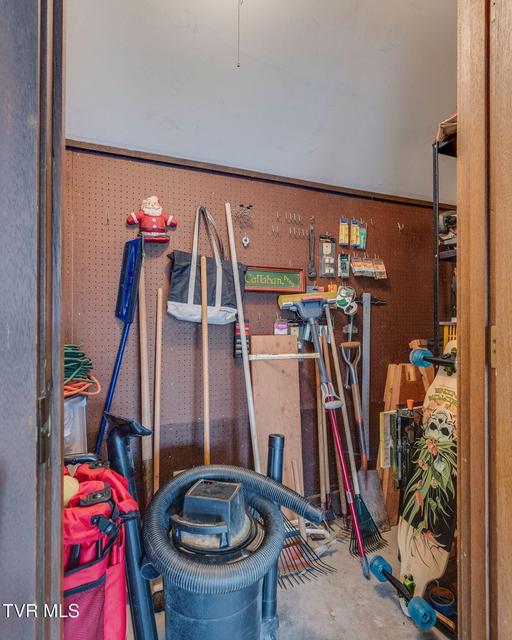 Photo #43: 80 Crown Circle