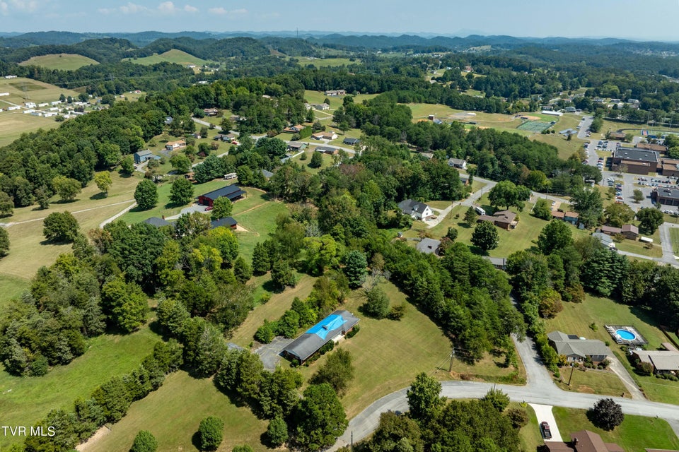 Photo #49: 214 Bernard Avenue