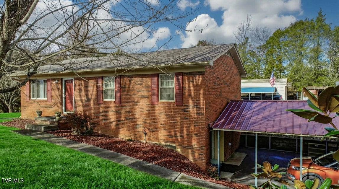 Photo #4: 339 Bramble Ln 