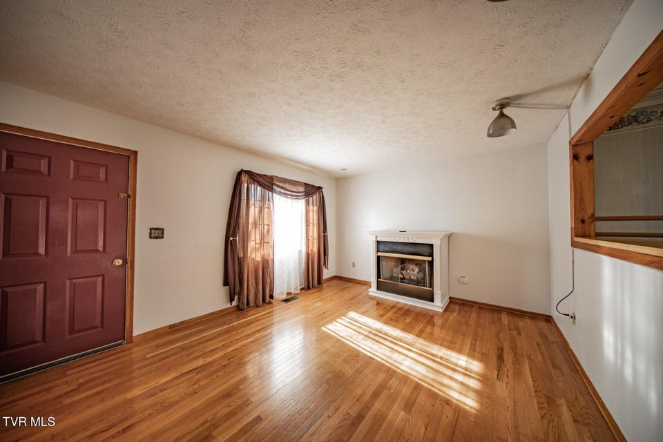 Photo #9: 339 Bramble Ln 