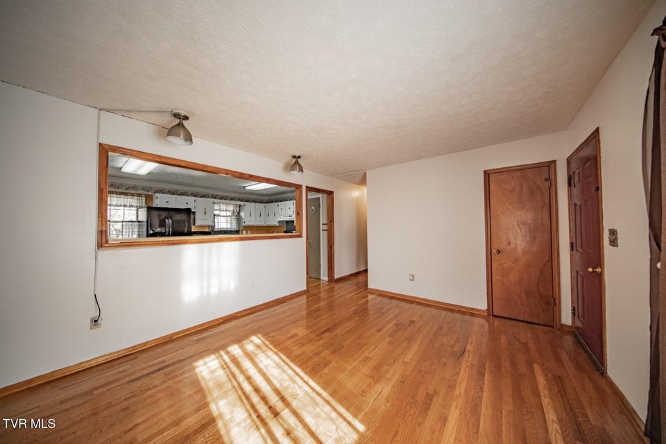 Photo #11: 339 Bramble Ln 