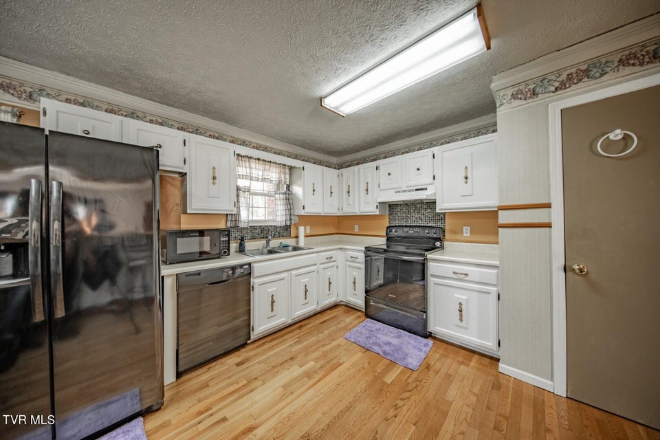 Photo #16: 339 Bramble Ln 