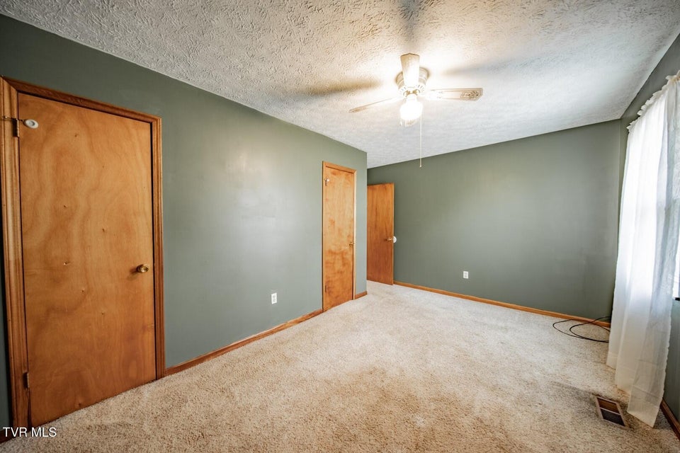 Photo #20: 339 Bramble Ln 