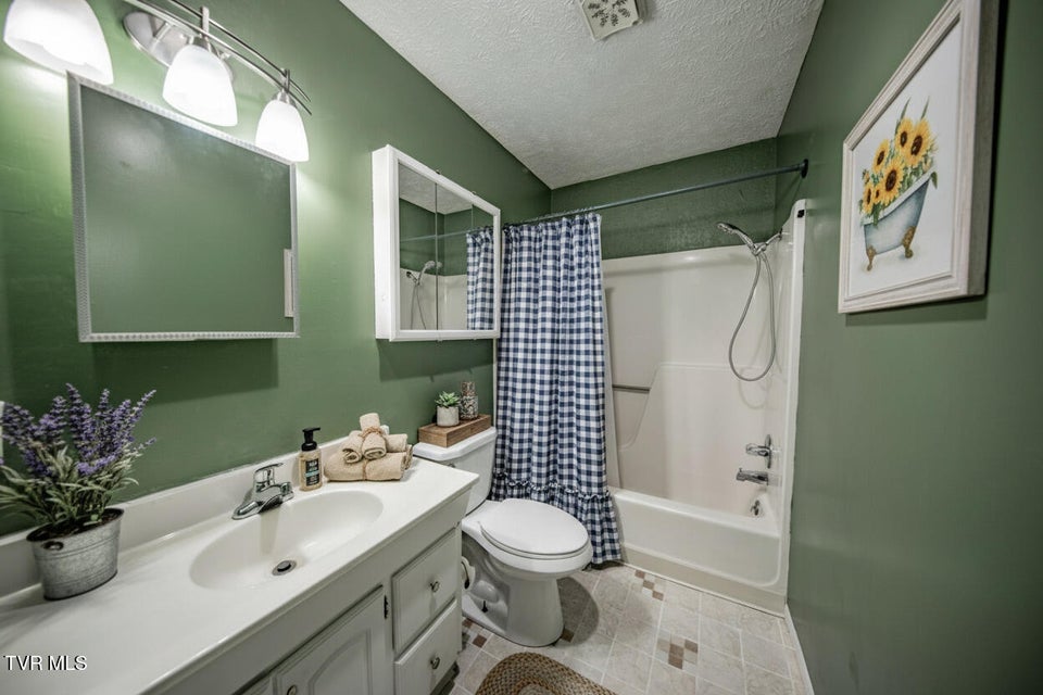 Photo #22: 339 Bramble Ln 