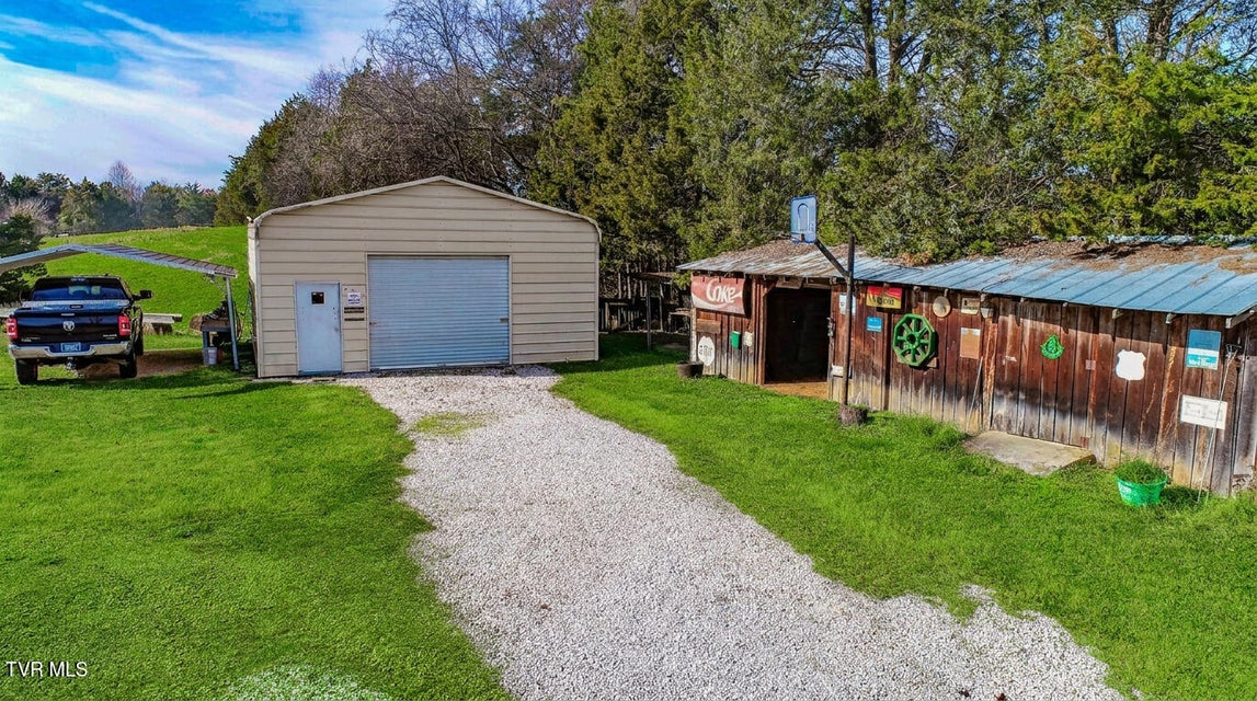 Photo #47: 339 Bramble Ln 