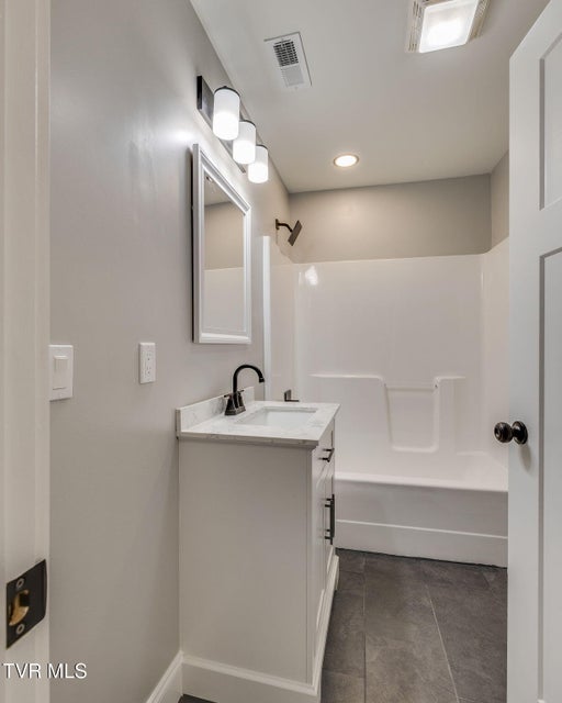 Photo #15: 173 Hall Road