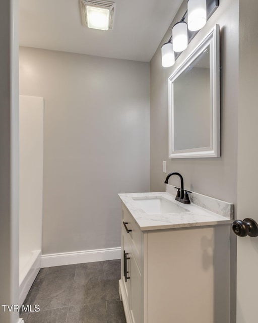 Photo #10: 173 Hall Road