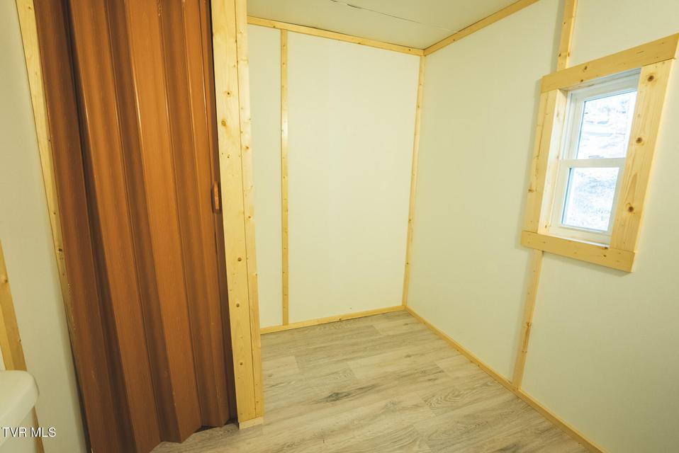 Photo #16: 637 Jacobs Hollow Road