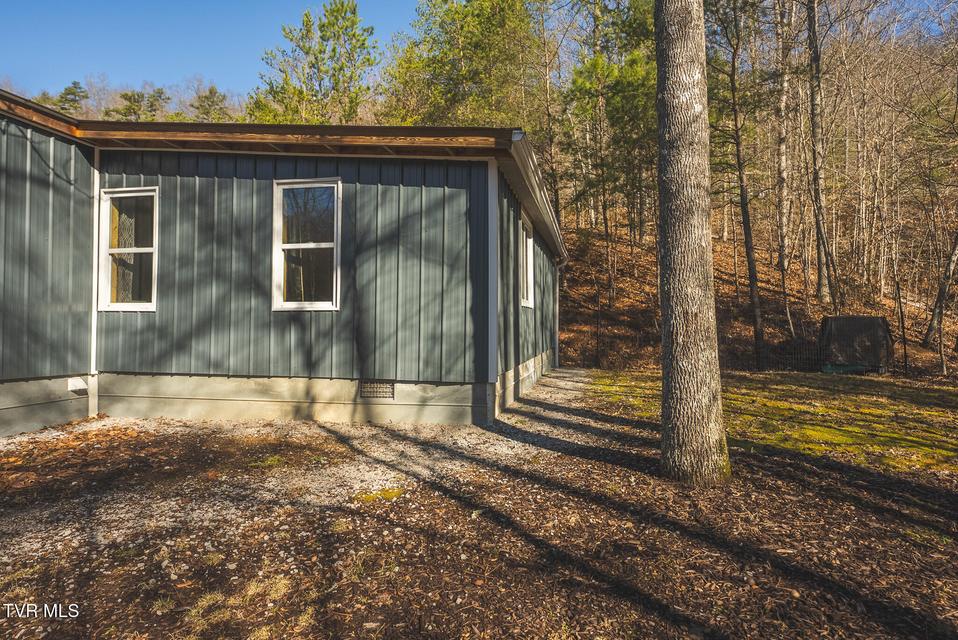 Photo #32: 637 Jacobs Hollow Road