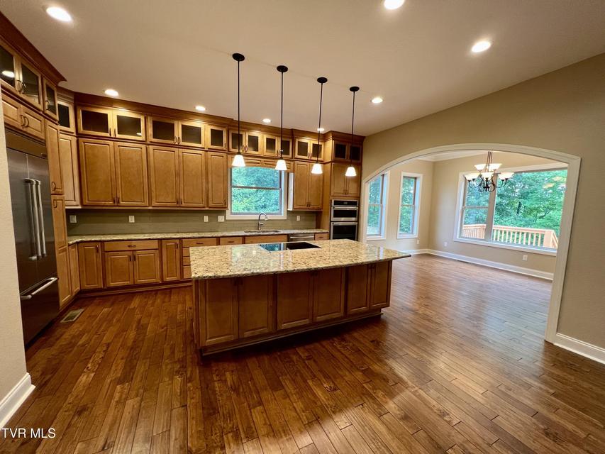 Photo #13: 2005 River Mist Circle