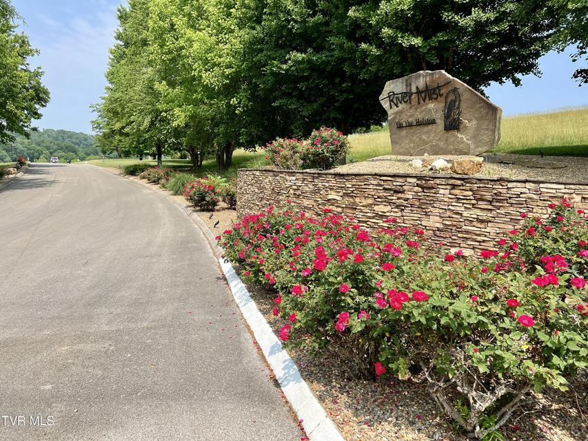 Photo #48: 2005 River Mist Circle