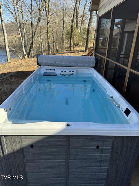 Photo #52: 2005 River Mist Circle