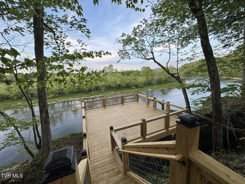 Photo #53: 2005 River Mist Circle