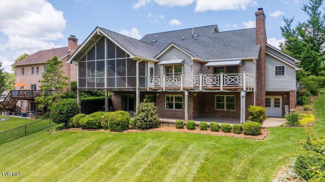 Photo #45: 121 Queensgate 