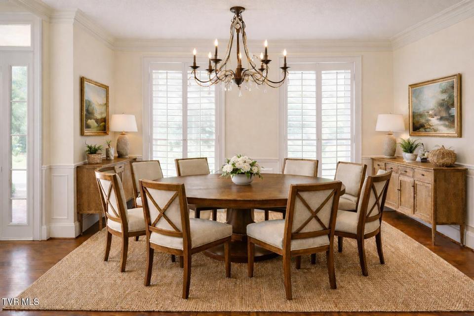 Photo #8: 121 Queensgate 