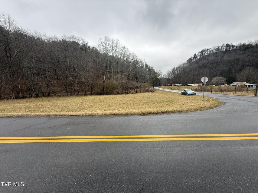 Photo #10: 00 Yuma Road