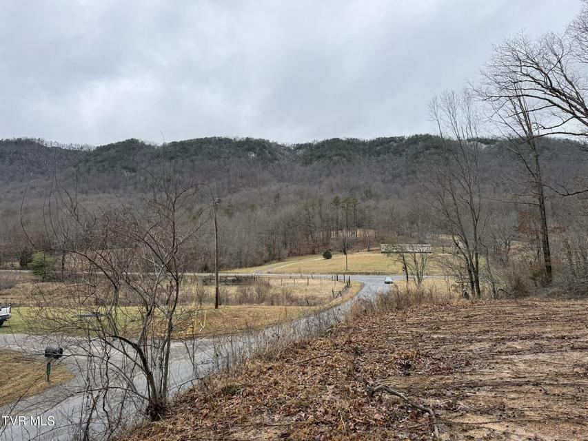 Photo #28: 00 Yuma Road