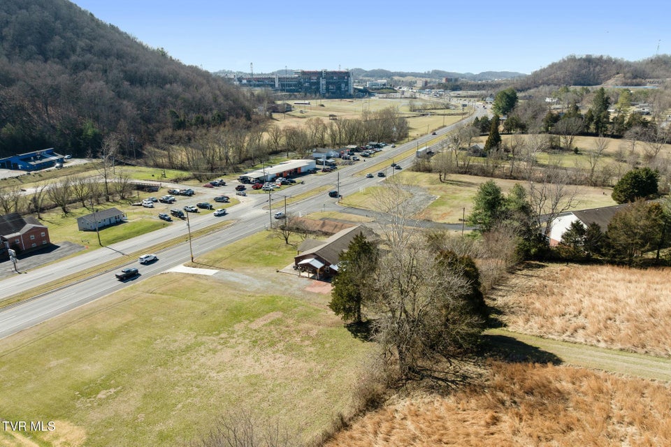 Photo #42: 2616 Volunteer Parkway