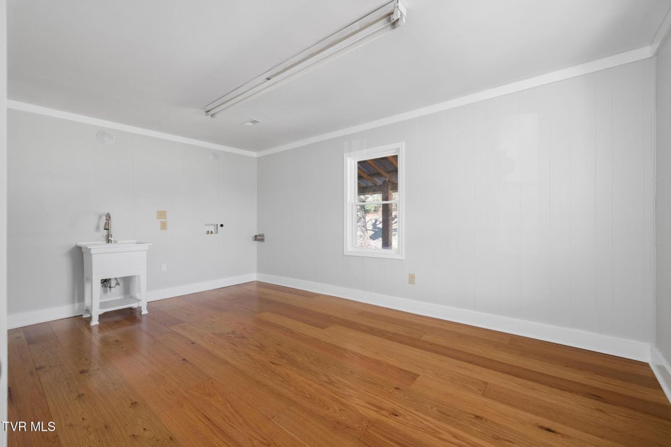 Photo #4: 2616 Volunteer Parkway