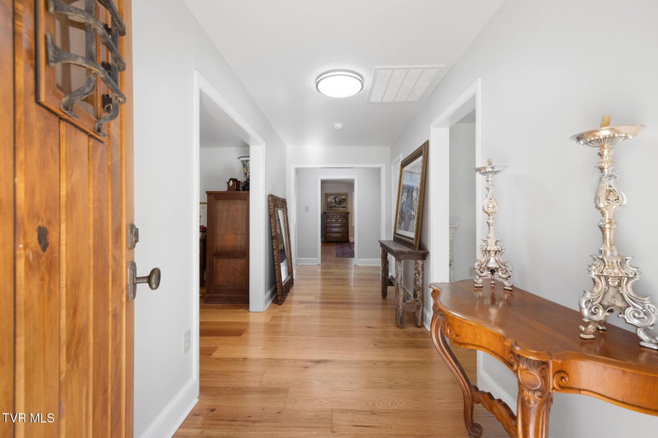 Photo #8: 2616 Volunteer Parkway