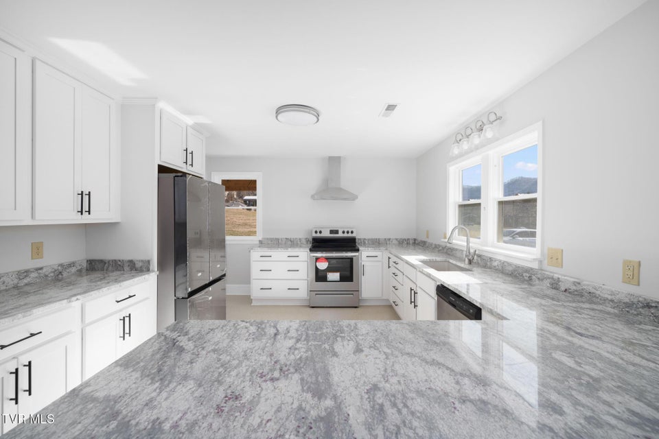 Photo #12: 2616 Volunteer Parkway