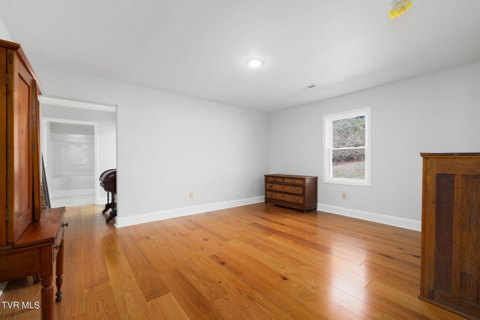 Photo #25: 2616 Volunteer Parkway