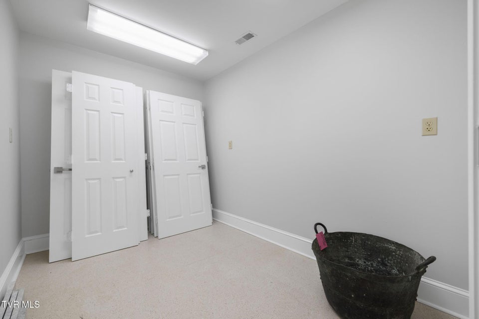 Photo #30: 2616 Volunteer Parkway