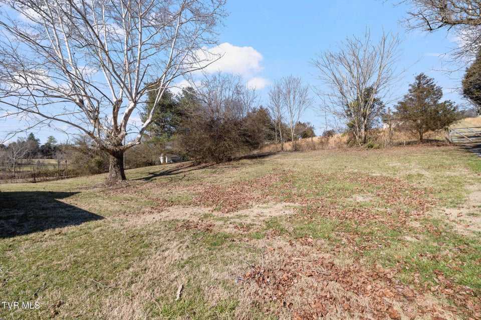 Photo #38: 2616 Volunteer Parkway