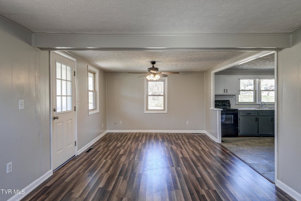 Photo #4: 1237 Fairview Avenue