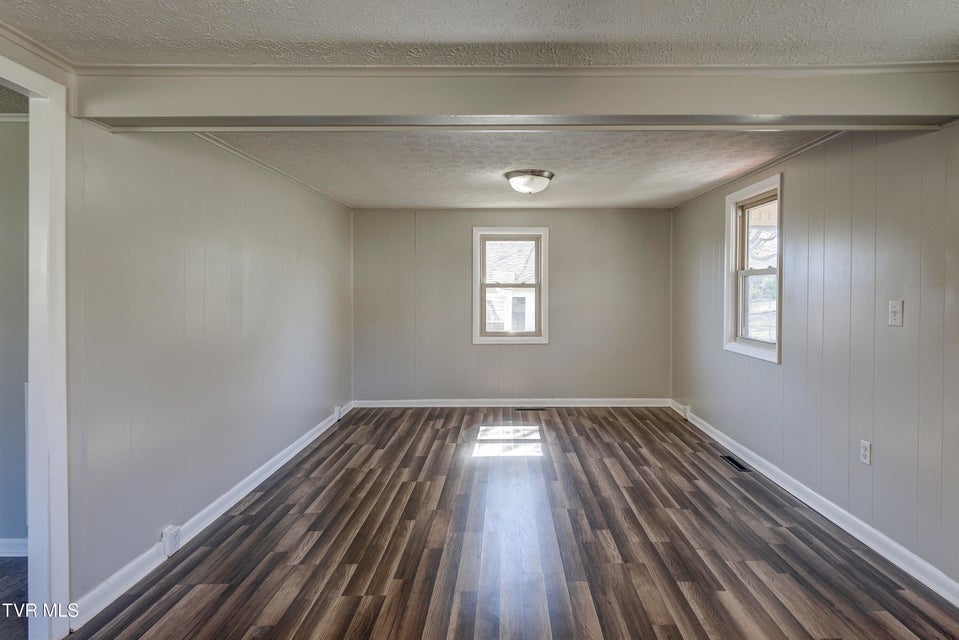 Photo #6: 1237 Fairview Avenue