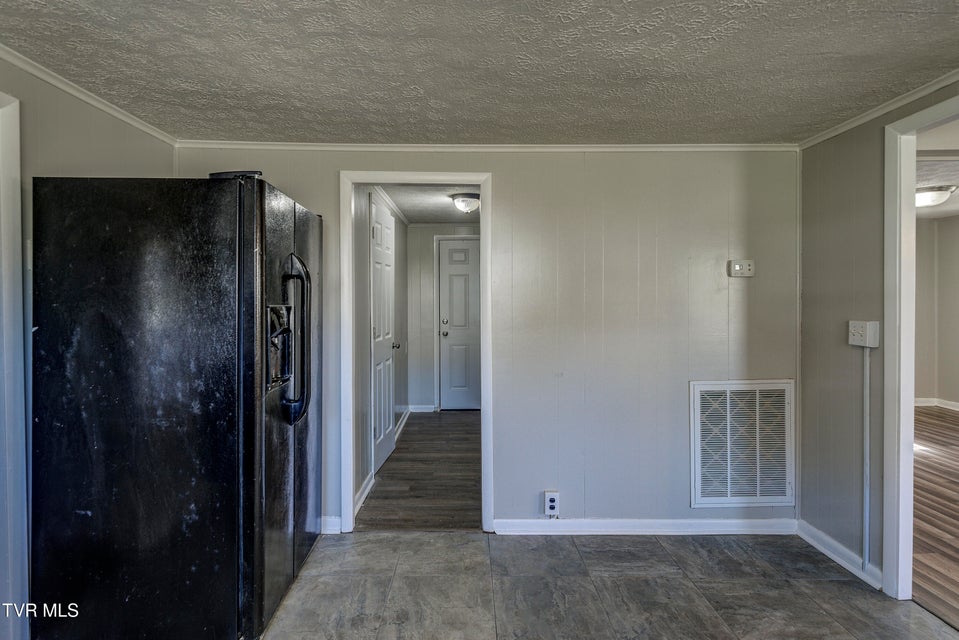 Photo #10: 1237 Fairview Avenue