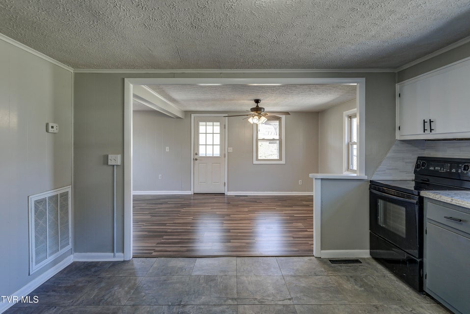 Photo #11: 1237 Fairview Avenue