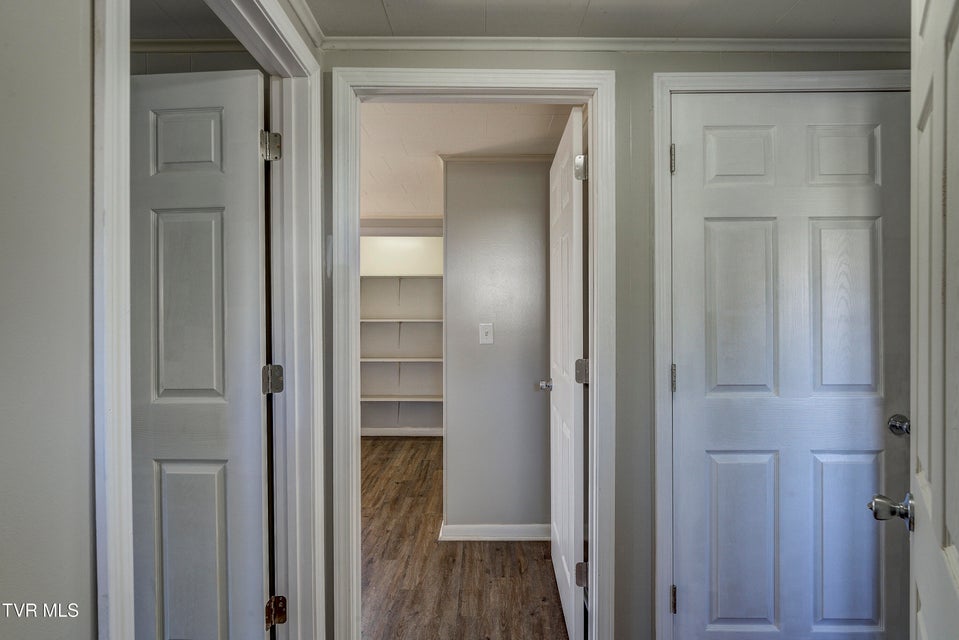 Photo #18: 1237 Fairview Avenue