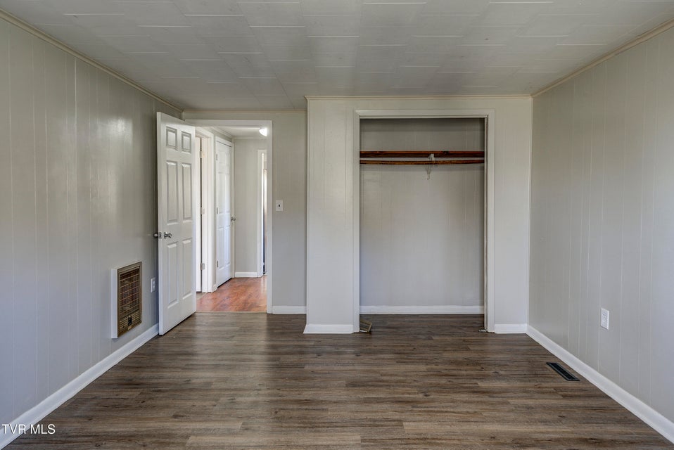 Photo #20: 1237 Fairview Avenue