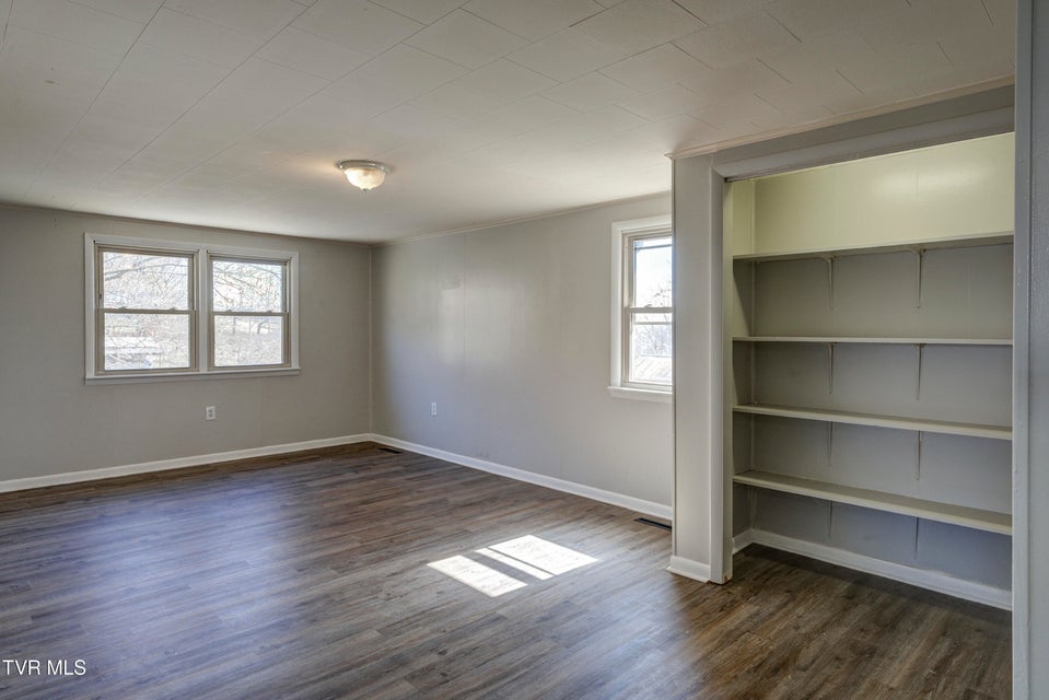 Photo #22: 1237 Fairview Avenue