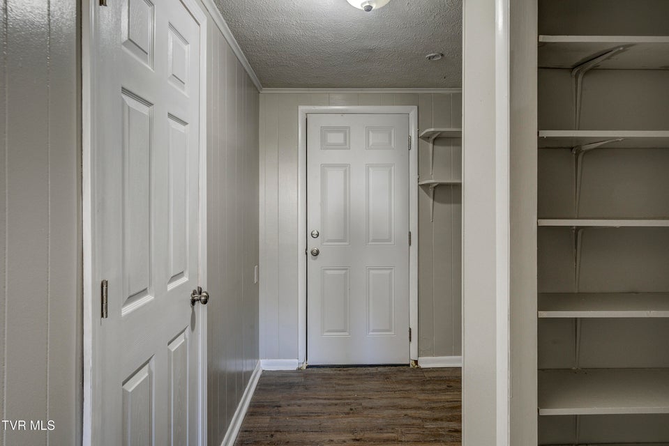 Photo #26: 1237 Fairview Avenue