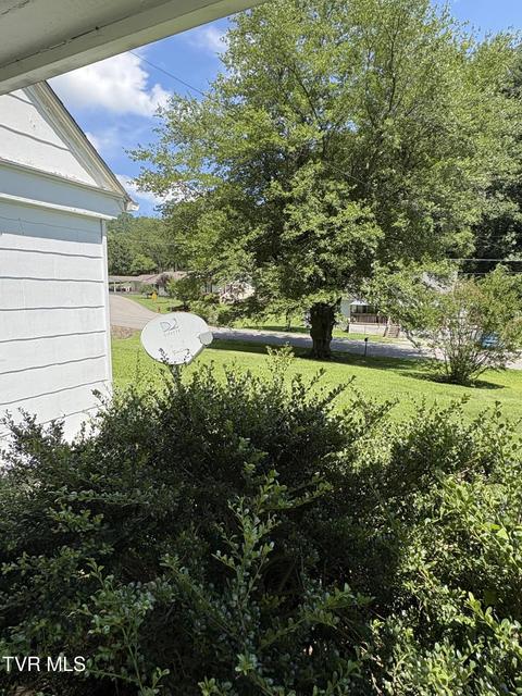 Photo #2: 313 Centre Avenue Ne Avenue