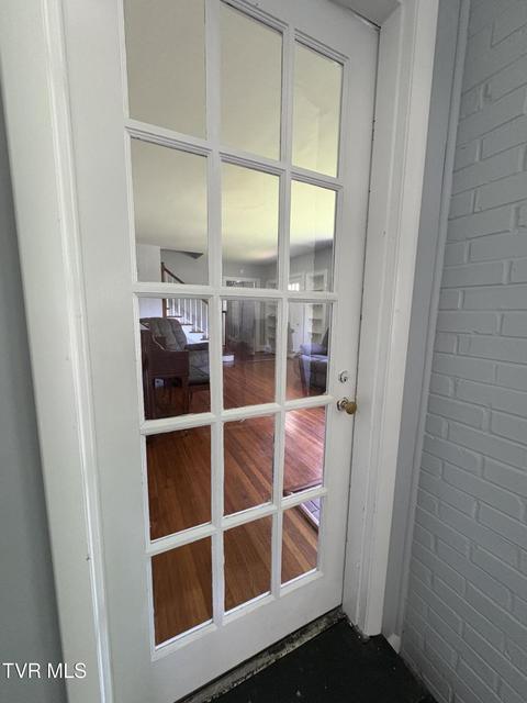 Photo #6: 313 Centre Avenue Ne Avenue