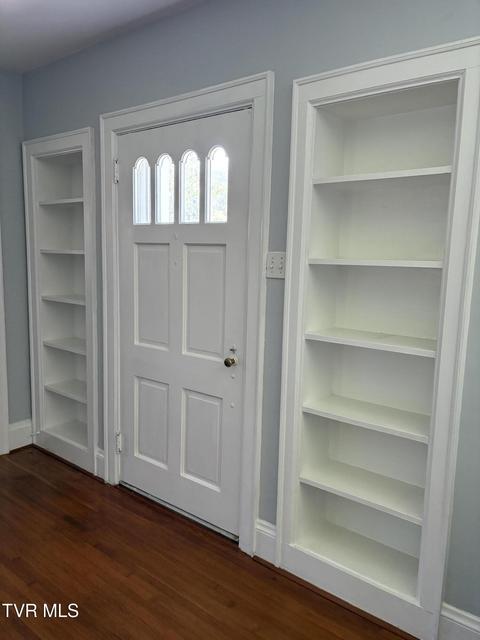 Photo #8: 313 Centre Avenue Ne Avenue