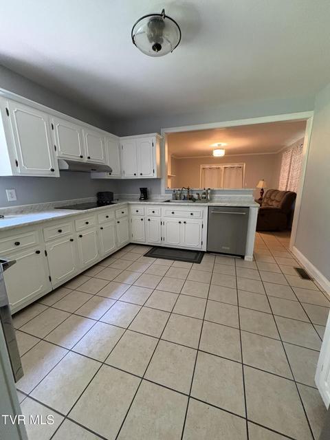 Photo #12: 313 Centre Avenue Ne Avenue