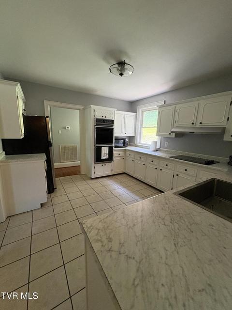 Photo #13: 313 Centre Avenue Ne Avenue