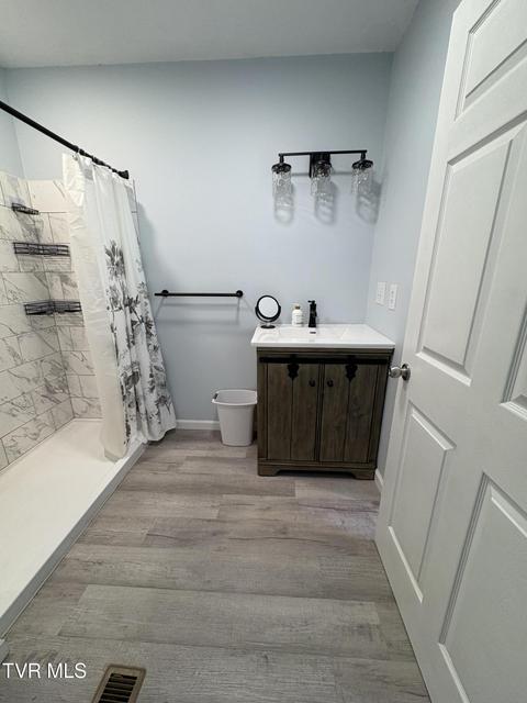 Photo #18: 313 Centre Avenue Ne Avenue